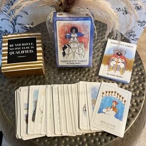 Simplicity Tarot deck